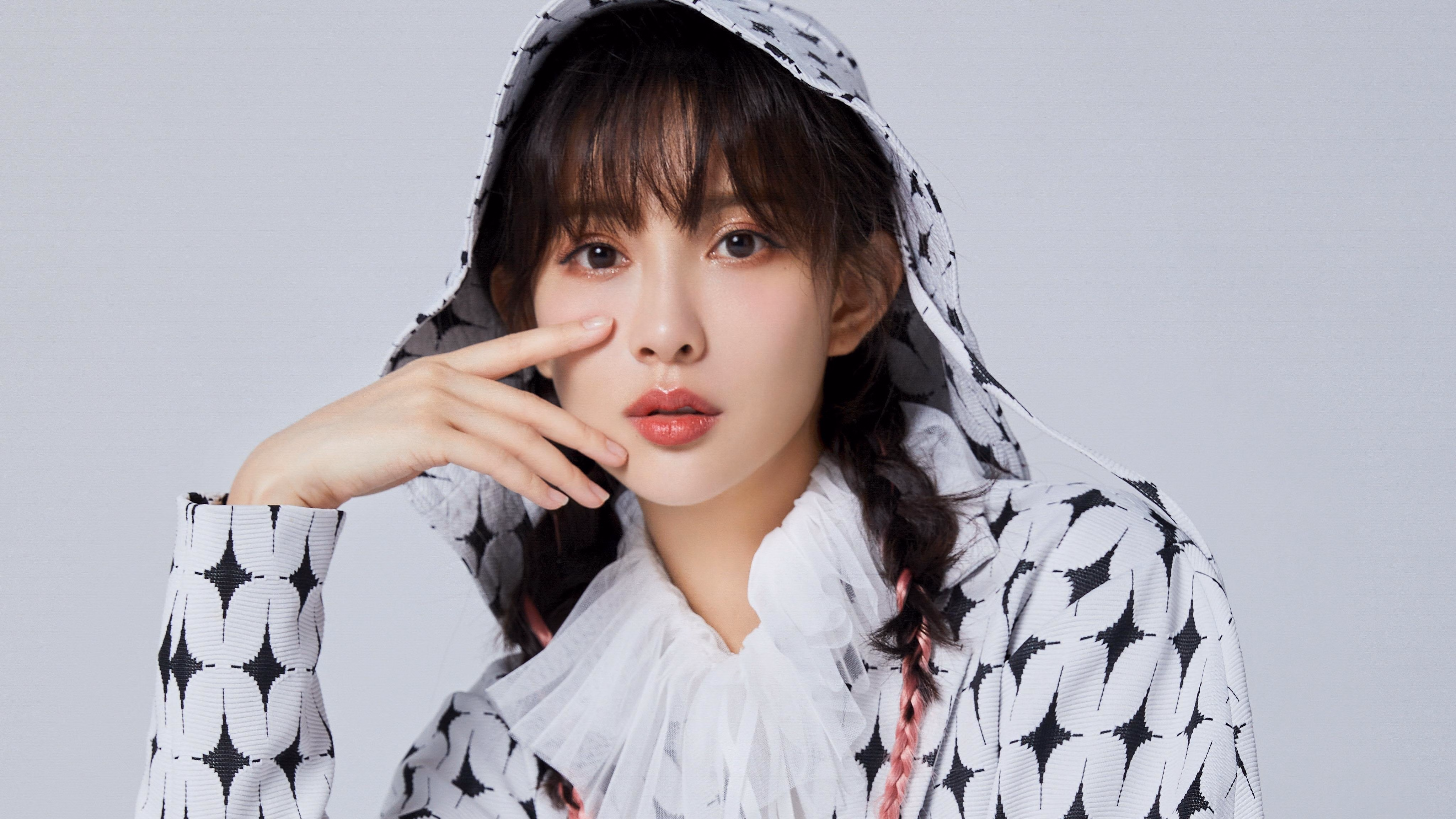 杰伦格林燃爆季后赛之夜,完美评分诠释新王登基