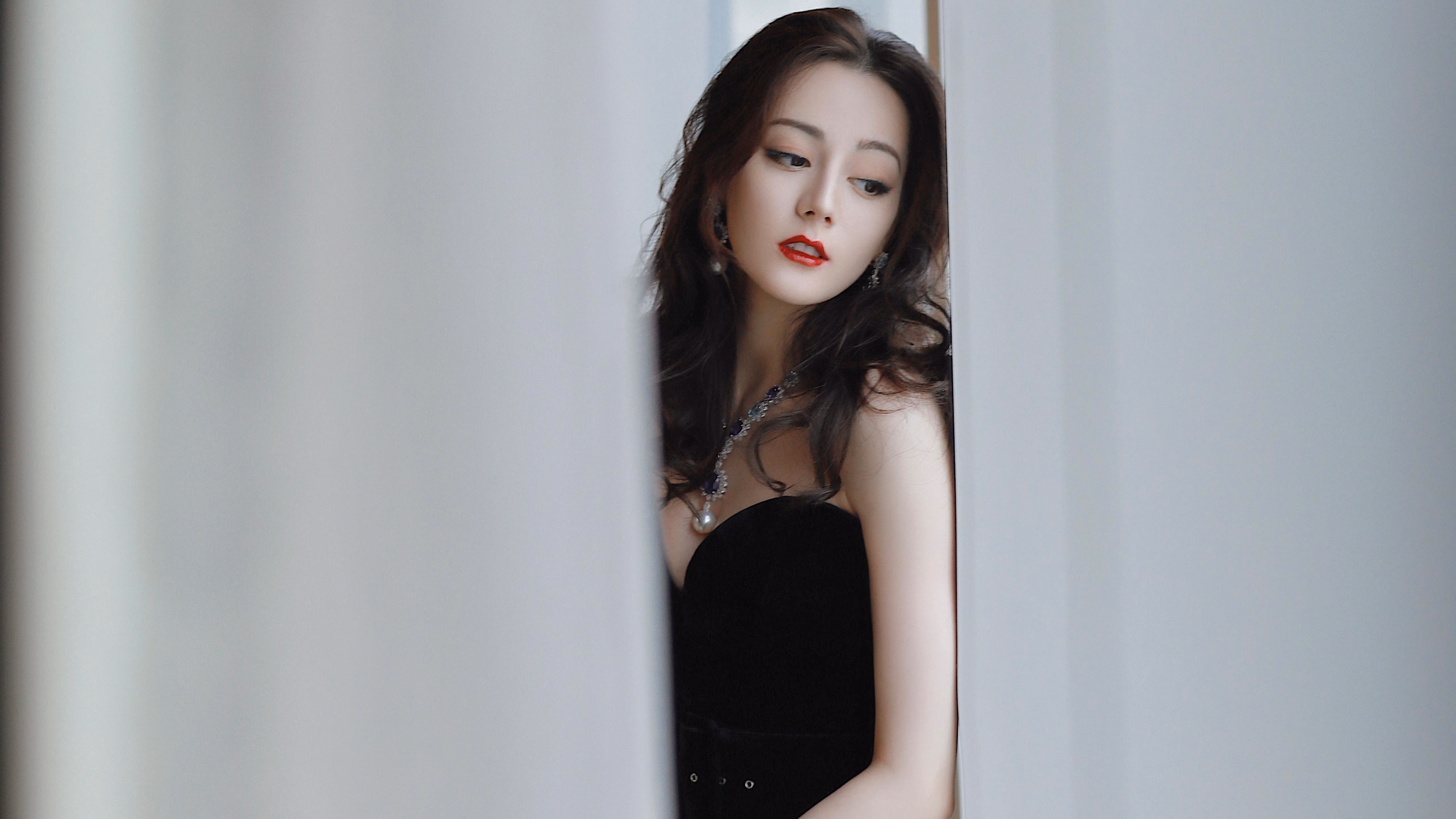 双城记,当76人鏖战快船之际,锡安已在美加墨世界杯战场野蛮生长