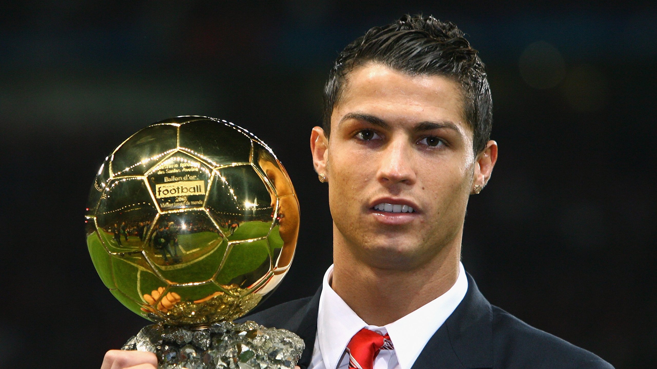 血脉压制，从球场到赛道，宿命与突破的永恒对决